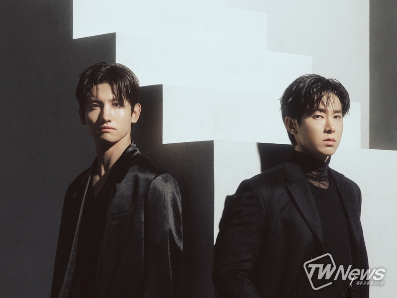 사진=동방신기 트위터