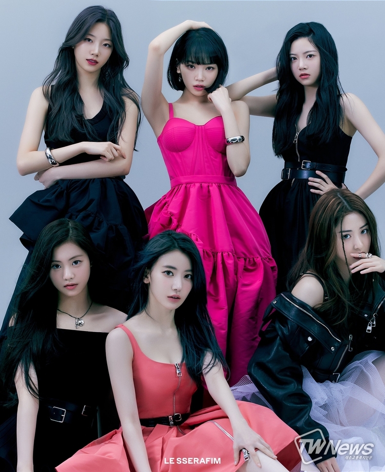 사진=르세라핌 SNS