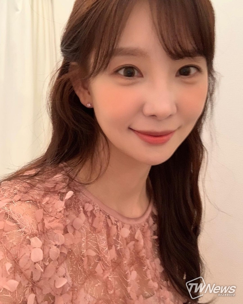 사진=지주연 인스타그램
