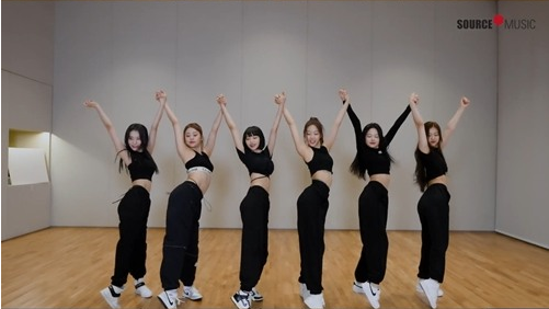 걸그룹 르세라핌 (사진=쏘스뮤직)
