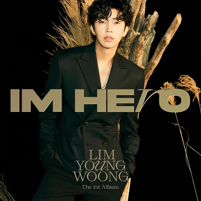 임영웅 정규 앨범 IM HERO 표지
