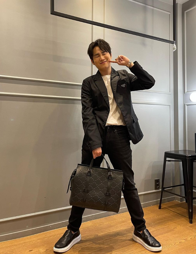 (사진=김희재 인스타그램)