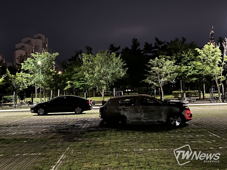 뚝섬유원지 주차장 화재 현장. (사진=이소민 기자)