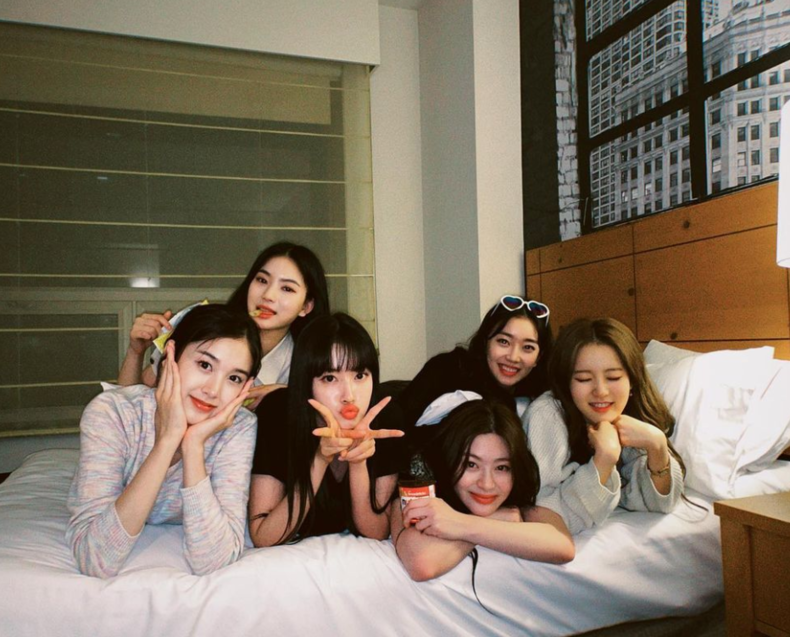 (사진=스테이씨 인스타그램)