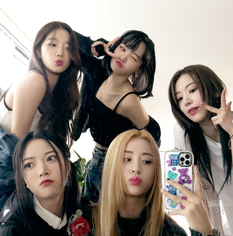 (사진=르세라핌 인스타그램)