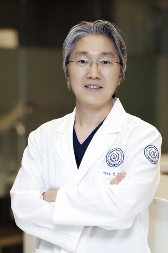 정종필 신데렐라성형외과 원장