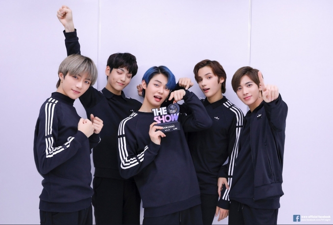 사진=투모로우바이투게더 공식 트위터