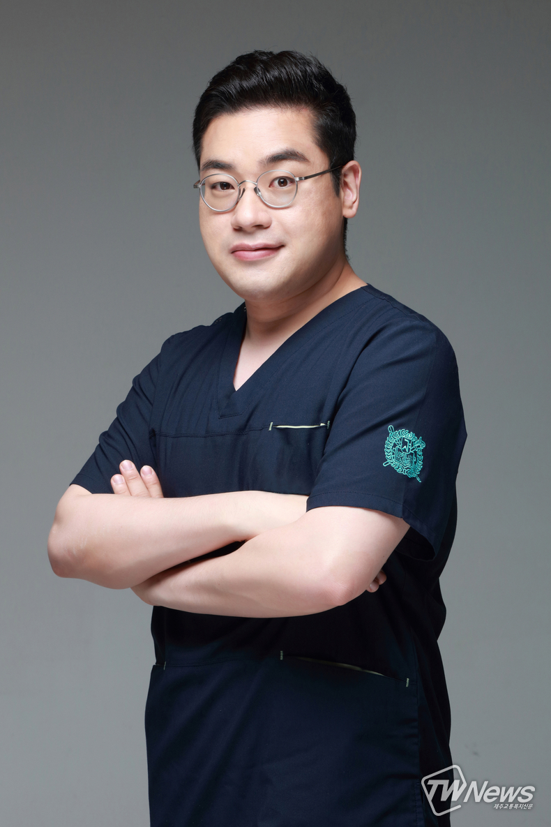 정재현 원장. (사진=리더스비뇨의학과의원 제공)