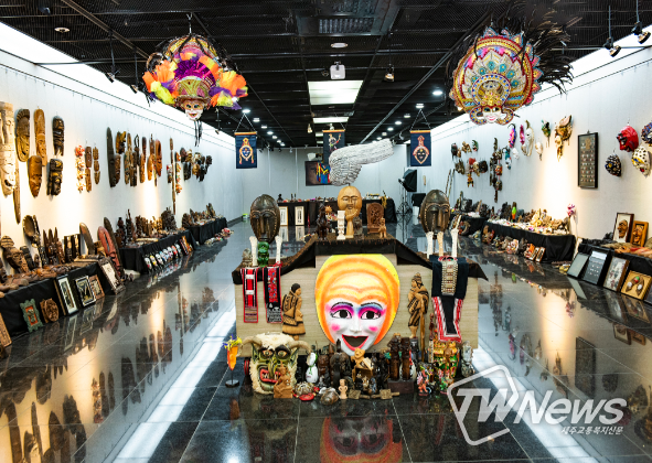 아시아태평양지역 가면전