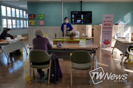 치매·재가암 환자와 가족을 위한 마음치유 자조모임 운영