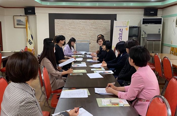 전주시, 학교 밖 청소년 성장 돕는 직업인 멘토단 간담회 열려