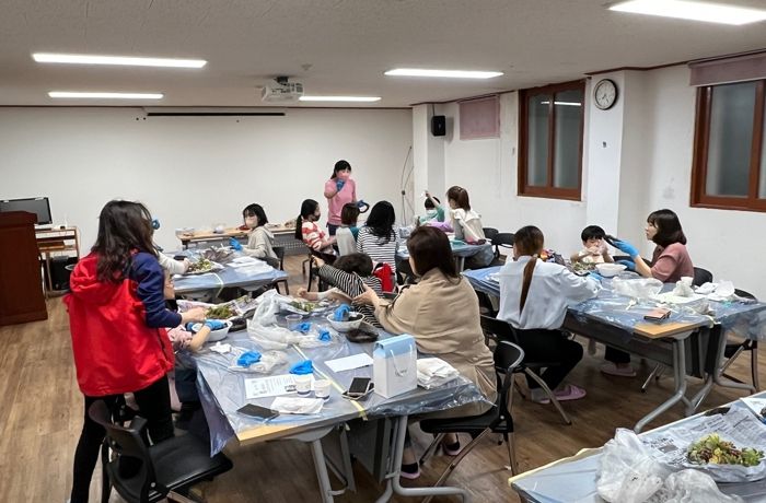 남원시, 엄마도 엄마를 사랑했으면 좋겠어