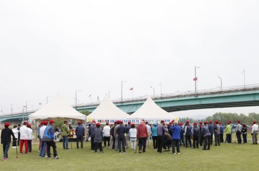 그라운드골프대회 장면