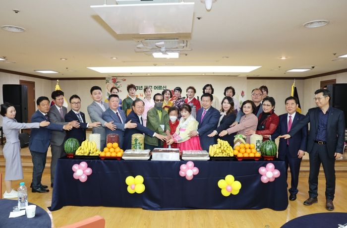 대구중구여성단체협의회, 어르신‘큰’사랑 효잔치 개최