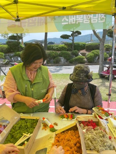 ‘찾아가는 전남행복버스’영암 금정면서 주민 보살펴