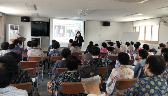 어르신 감염병 교육 현장