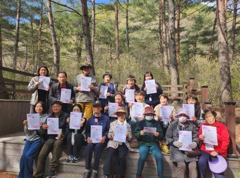 청도군, 숲속놀이터 인지강화 치매쉼터 프로그램 운영