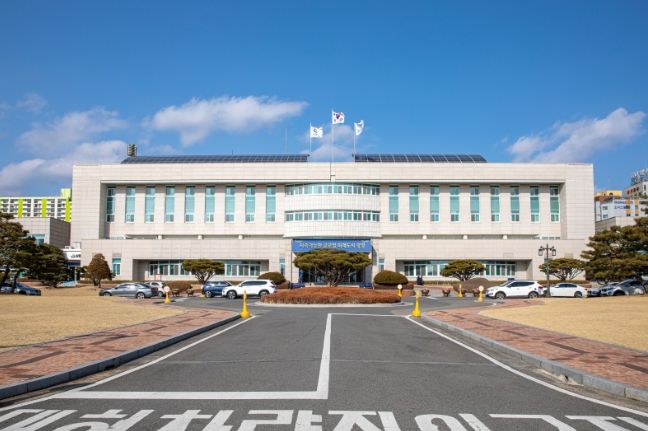 광양읍, 광양동백로타리클럽 어르신들 위해 후원품 기탁