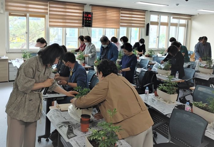 공주시, 도시민 기초원예 교육으로 탄소저감 실천