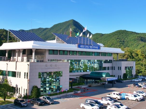 영월군 홍근구-전길자 부부, 모친 장례 조의금 2백만원 기부