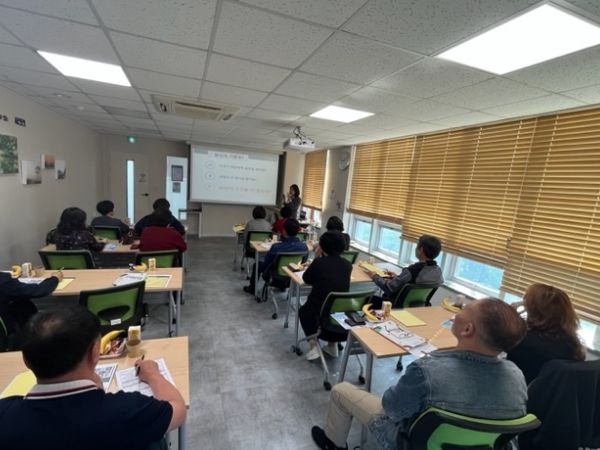 창원특례시, 정년 퇴직 노동자 대상 재취업지원 교육 실시