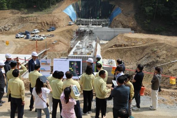 여름철 대비 향천천 개선복구사업현장 점검사진