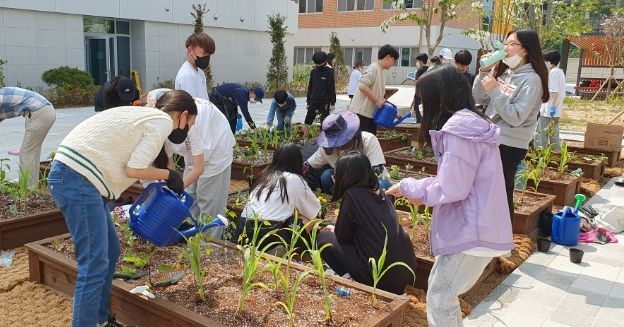양주시, '식물과 어울려 보아요' 학교 내 어울림텃밭 프로그램 운영