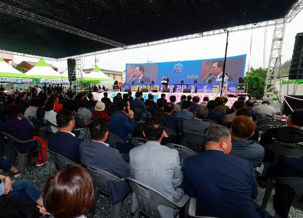 지난 5월 13일, 완도 금일읍에서 _제14회 다시마 축제_가 열렸다.(개막식)