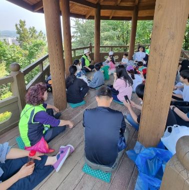 남양주시 다산2동 지역사회보장협의체,황금산 둘레길 힐링 프로그램 추진