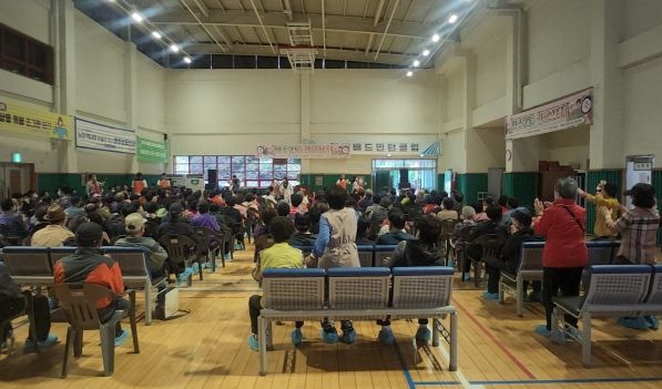 부산 중구 영주2동 청년회, 5월 가정의 달 맞이 경로잔치 개최