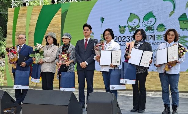 김진남 무주군문화관광해설사 한국관광공사상 수상