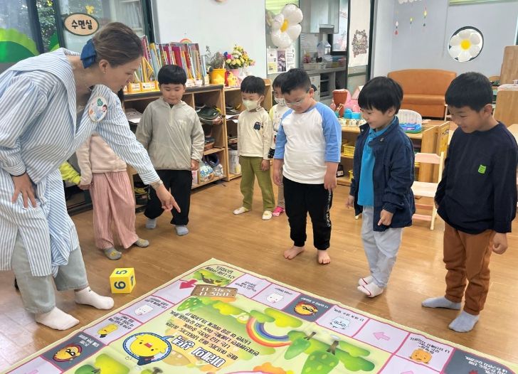 보건 선생님과 함께하는 마약중독 예방 교육