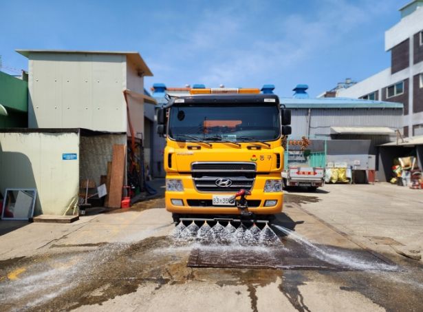 음성안내 시스템 도로 청소차