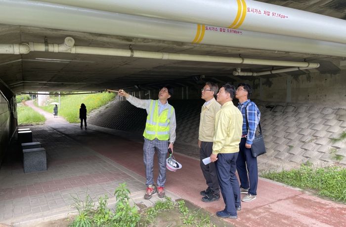 캔틸레버 구조 교량 현장점검