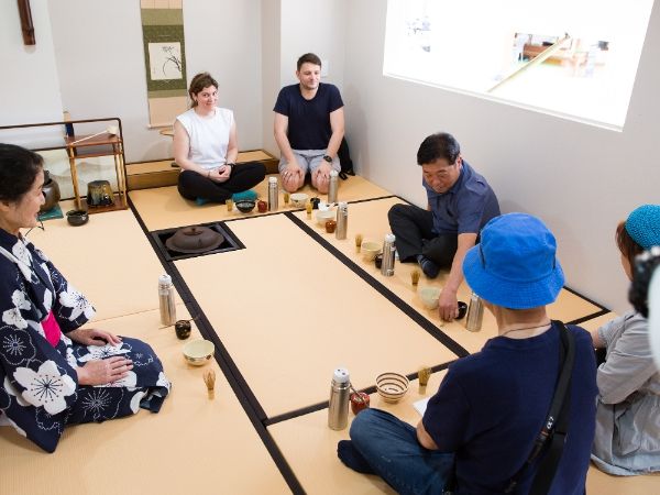 경남 하동세계차엑스포에서 찻잔들고 세계여행 떠나요