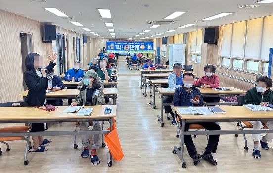 하남시미사강변종합사회복지관, 스마트폰 활용교육 ‘딱! e만큼’ 프로그램 3개년 연속 추진