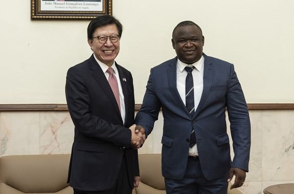 박형준 시장, 앙골라 루안다주지사 면담 사진 (2023.3, 루안다)