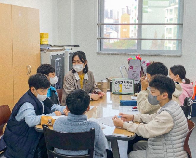 시흥시 '2023 학교로 찾아가는 사람책' 지역 학교 모집