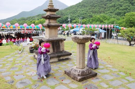 군위군, 불기 2567년 부처님오신날 봉축법요식 열려