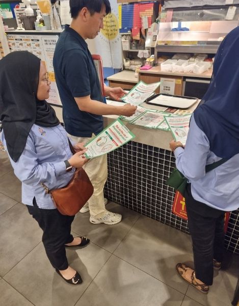 1회용품 사용규제 홍보 장면