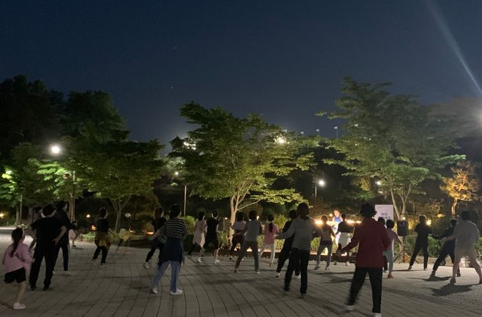 별밤건강체조가 열린 시민가족공원