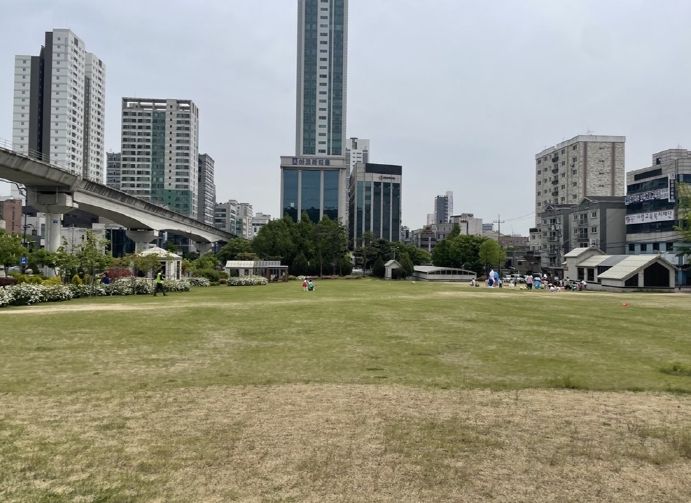 의정부 시청 앞 잔디광장 ‘소풍광장’으로 개방