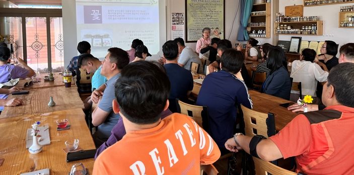 지난달 31일 실시된 신규농업인 선도농가 견학 현장