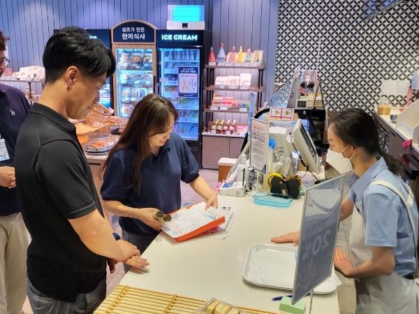 북구는 지난 6월 14일 두 기관과 함께 기부 참여 업체 방문 및 신규 업체 발굴을 위한 홍보활동을 진행했다.