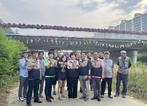 평택시 통복동, 주민 건강과 안녕을 위한 ‘단오맞이 소원등 달기’ 행사