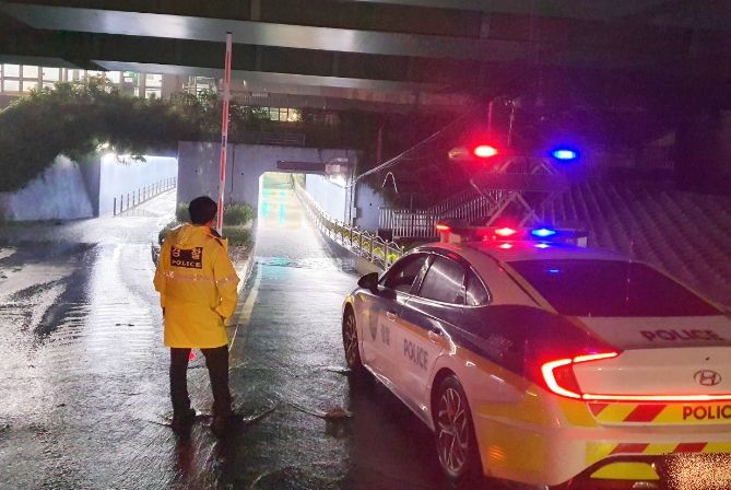 2022년 여름 집중호우 당시 물에 잠긴 율전지하차도 모습