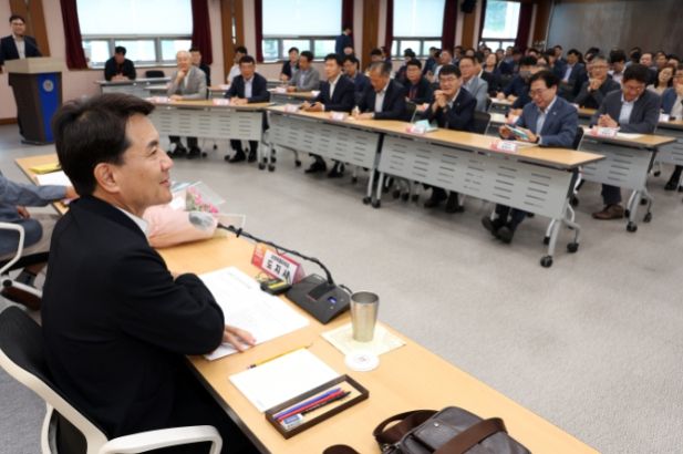 강원특별자치도 7월 직원 조회