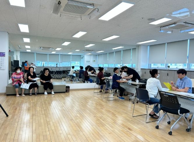 처인구 양지면과 단국대학교가 주민자치센터 프로그램 참가자를 대상으로 진행한 건강검진