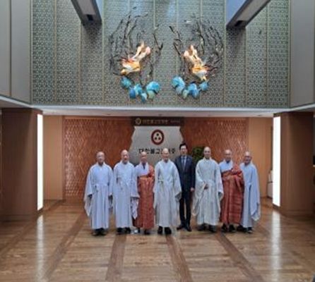 박형준 부산시장, 2030세계박람회 유치 협조 위해 불교계 지도자 예방