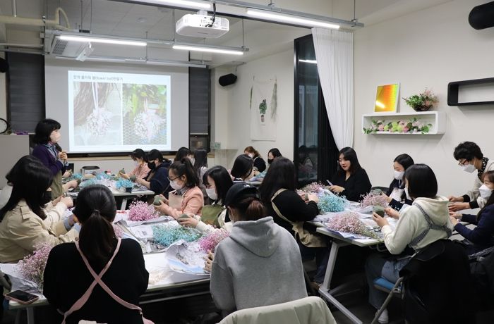 순천청년센터에서는 생활청년 프로그램을 운영하고 있다